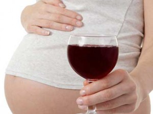 rischi alcol in gravidanza