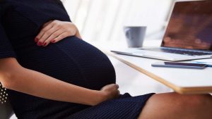 5 cibi da evitare in gravidanza